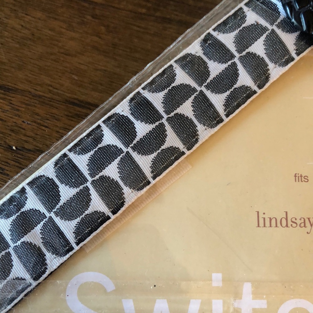 Lindsay Phillips Justine SwitchFlops Straps. New in package. - Picture 5 of 5